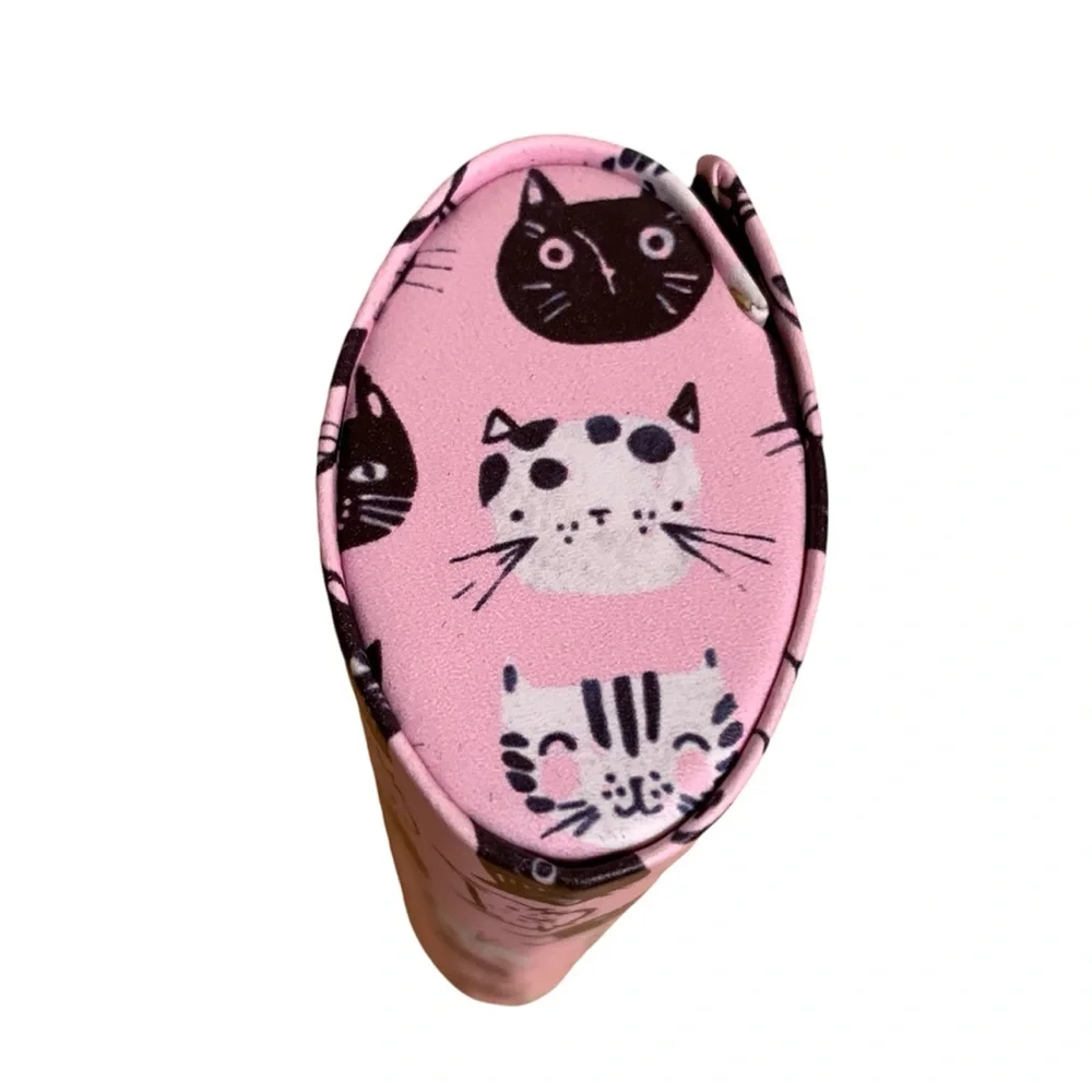 JAVOedge Pink Cats Pattern Oval Hard Eyeglasses Case